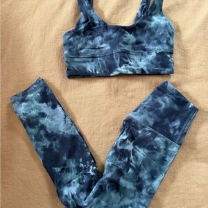Blue Tie-Dye Sports Bra and Leggings Set
